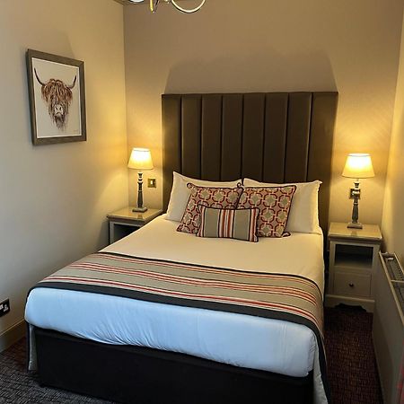 The Globe Inn Aberdeen Bagian luar foto