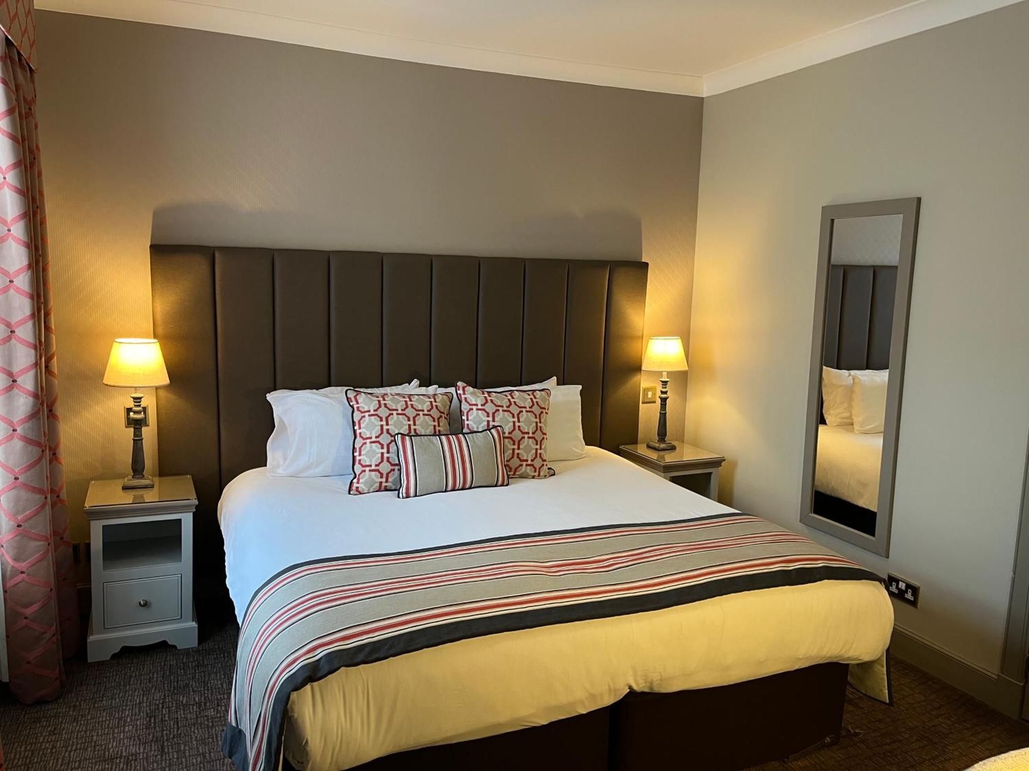 The Globe Inn Aberdeen Bagian luar foto